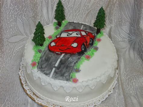 Autós torta oldalának dekorációja