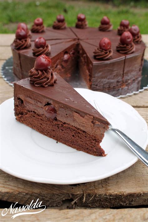 Lúdláb torta díszített végeredmény