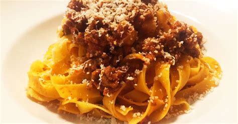 A tagliatelle és a bolognai ragu