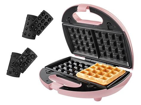Lidl paw-shaped waffle maker product photo