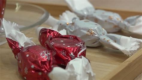 Zserbós szaloncukor recept illusztráció