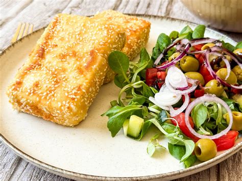 Friss zöldségek és feta sajt
