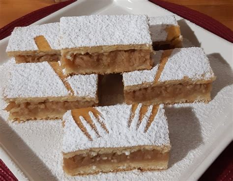 almás pite szeletelve