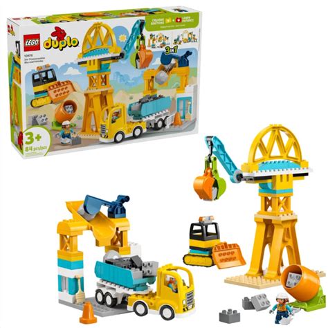 Gyerekek játszanak a LEGO DUPLO vonattal és az alkalmazással