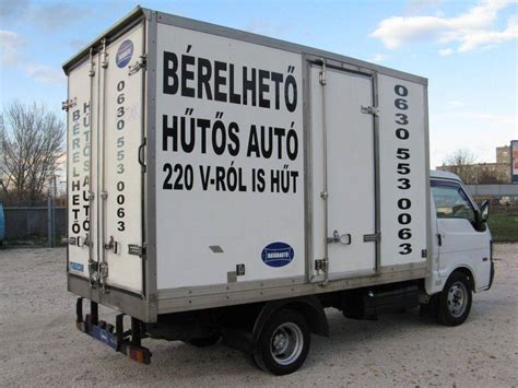 Hűtőkocsi rakodása