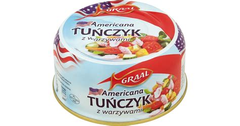 Kész tonhal saláta friss zöldségekkel