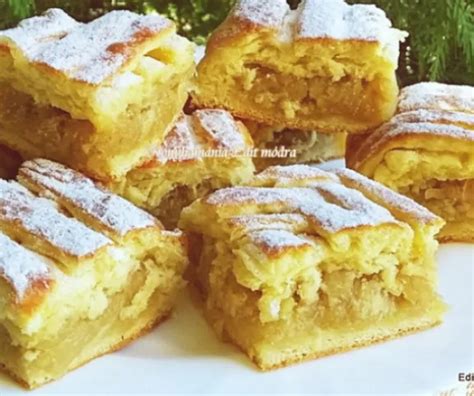 lépésről lépésre készülő almás pite folyamata