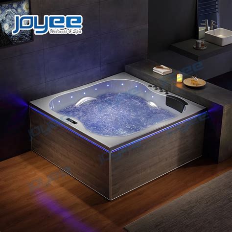 modern jakuzzi gépészeti elrendezése