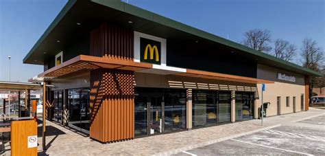 McDonald's étterem bejárat