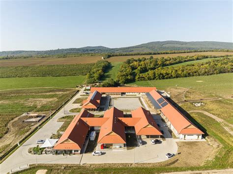 A Breier Farm idilli tájképe
