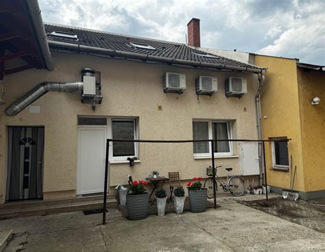 Szeged belvárosának látképe a víztoronnyal