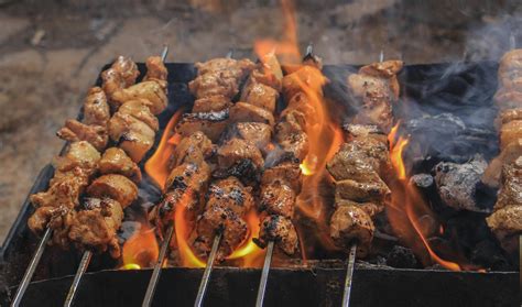 Hagyományos barbecue sütés folyamata