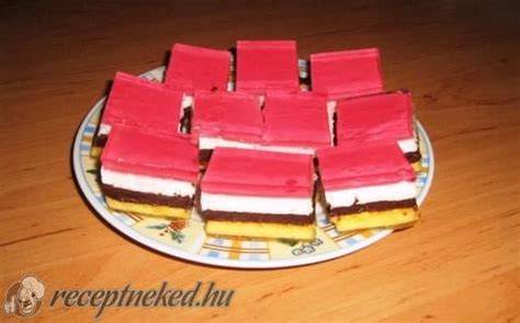 Gumimaci torta szelet