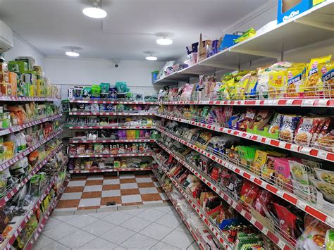 ázsiai élelmiszerbolt belső