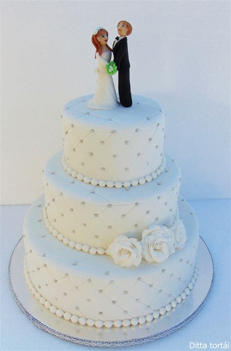 emeletes menyasszonyi torta