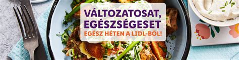 Lidl mentes termékeket bemutató polcok