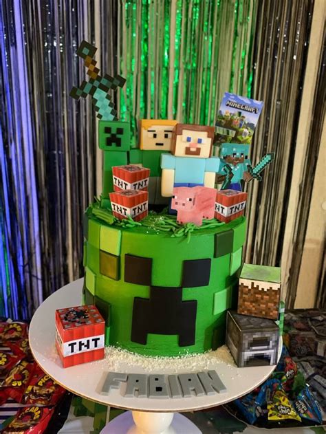 Minecraft Game On torta beszúró a tortán