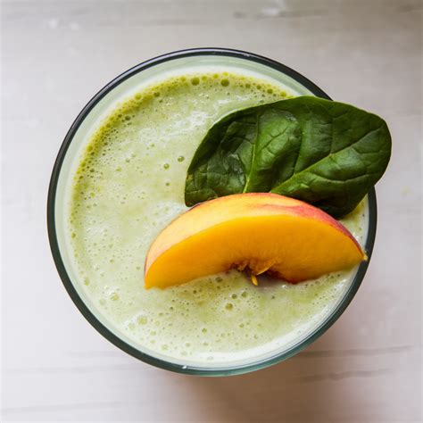 peach and spinach smoothie ingredients
