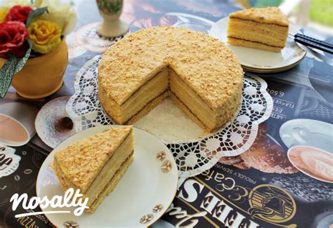 többrétegű zselatinos torta