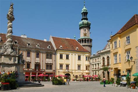 Sopron belvárosának látképe