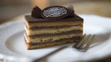 választék ostyalapos sütemények