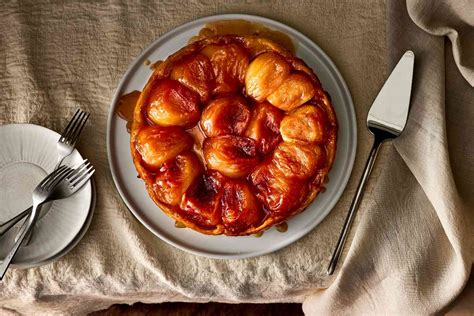Tarte tatin szeletelve