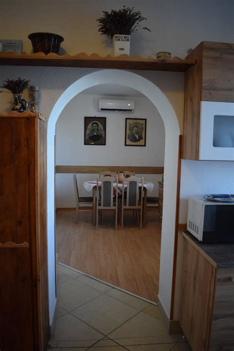 Múltidéző porta