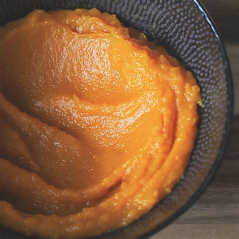 Mascarpone és sütőtök püré keverése