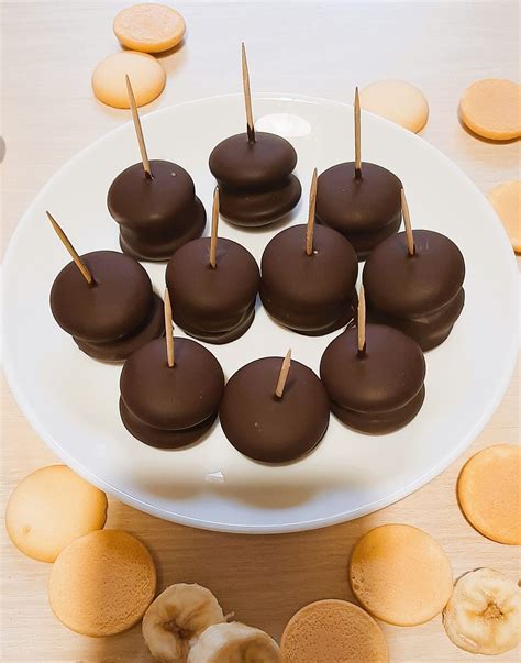 Babapiskóták kávéba mártása