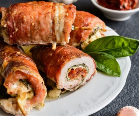 Baconbe tekert sertéskaraj