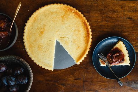 kész lila füge pite szeletelve