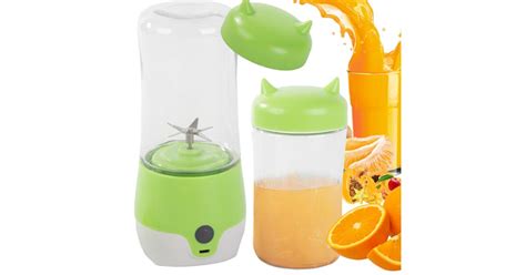 különböző színű és formájú smoothie készítők