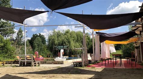 A Piknik Park privát kerti részlete, ahol grillezésre és csoportos programokra is van lehetőség.