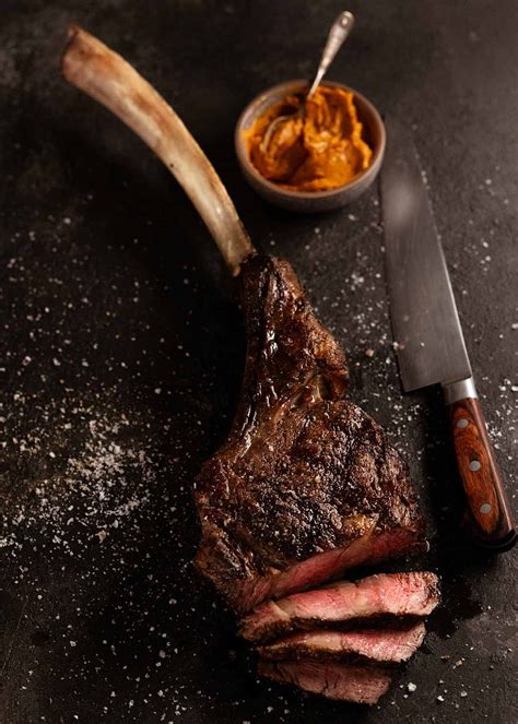 Tomahawk steak serpenyőben