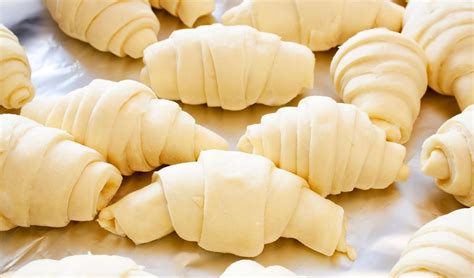 Croissant készítés folyamata