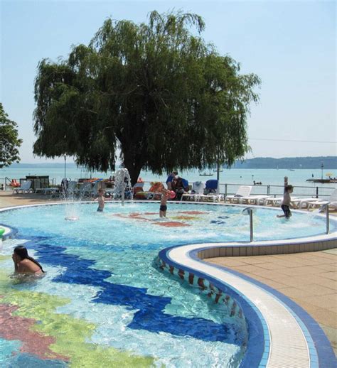 Balatonfüredi fürdőház