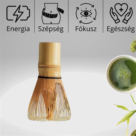 Zöld tea por és egy bambusz teakeverő