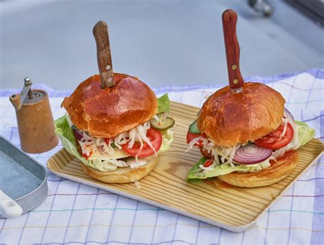 Hamburger hozzávalók és eszközök