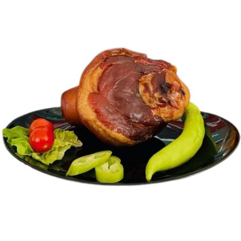Füstölt csülök főzve