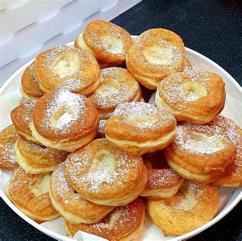 különféle csokis sütemények és torták