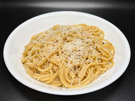 Tagliatelle pecorino romano sajttal