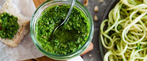 Medvehagymás pesto tésztával