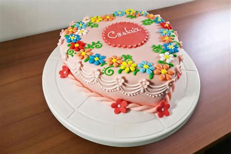 Airbrush tortadíszítés