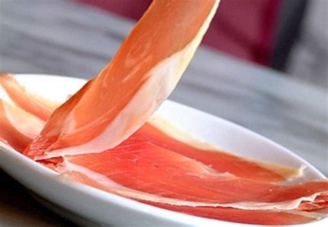 Serrano sonka és Ibérico sonka összehasonlítása