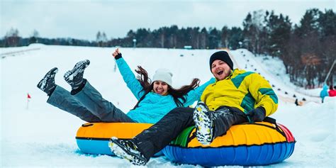 Hófánk és summer tubing csúszda illusztráció