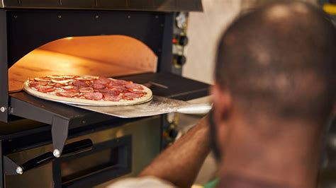 Családi pizzakészítés