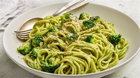 Brokkolis spagetti