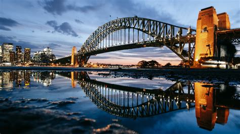 Sydney Harbour Bridge és Operaház éjszaka