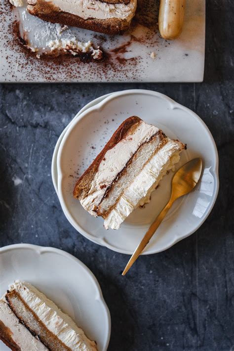 A tiramisu jégkrém rétegeinek ábrázolása