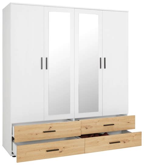 Belső ruhásszekrény rendszerezése